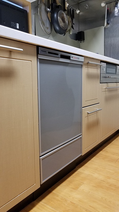 パナソニック ミドルタイプ 幅45cm ドア面材型 ビルトイン食器洗い乾燥機 M9シリーズ NP-45MS9W - 1